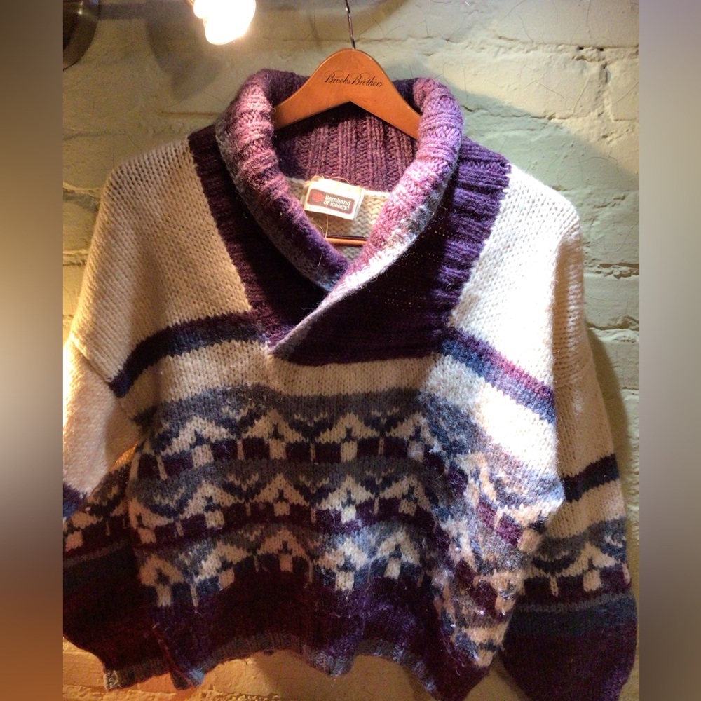 READ  Vintage Wool Purple and Cream Icelandic Sweater bUYER MADE A HOLE